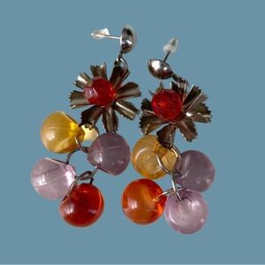 Vintage plastic/lucite cluster dangle pierced earrings purple orange yellow